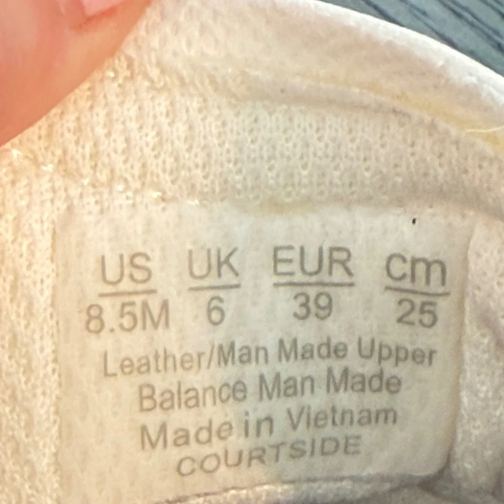 Ryka‎ Courtside White Leather Walking Sneakers Womens 8.5M Low Top Shoes NWOT